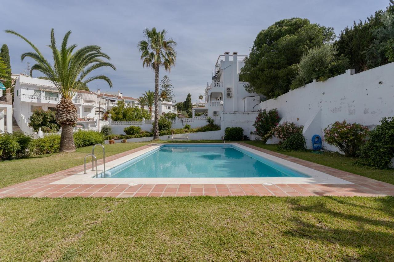 Villa Mi Casa à Caleta De Velez Extérieur photo