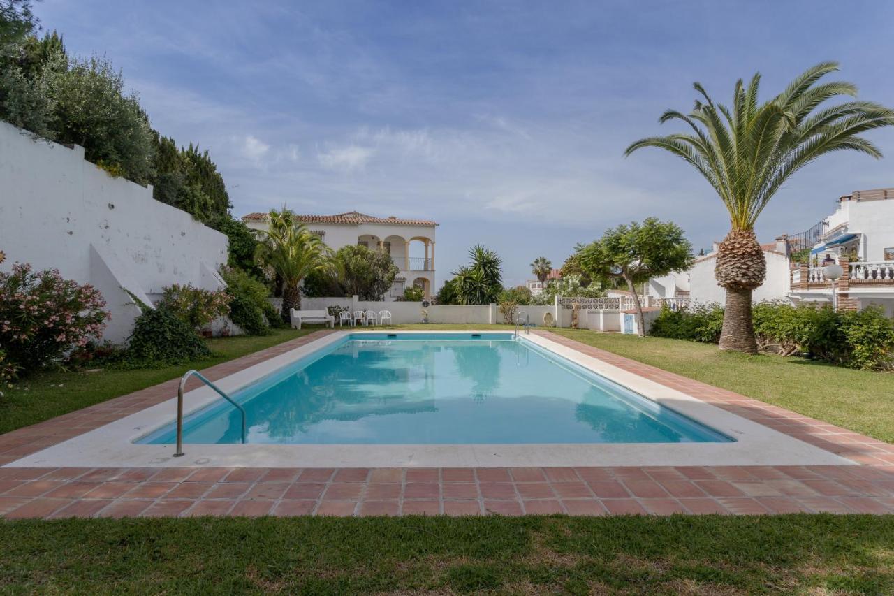 Villa Mi Casa à Caleta De Velez Extérieur photo